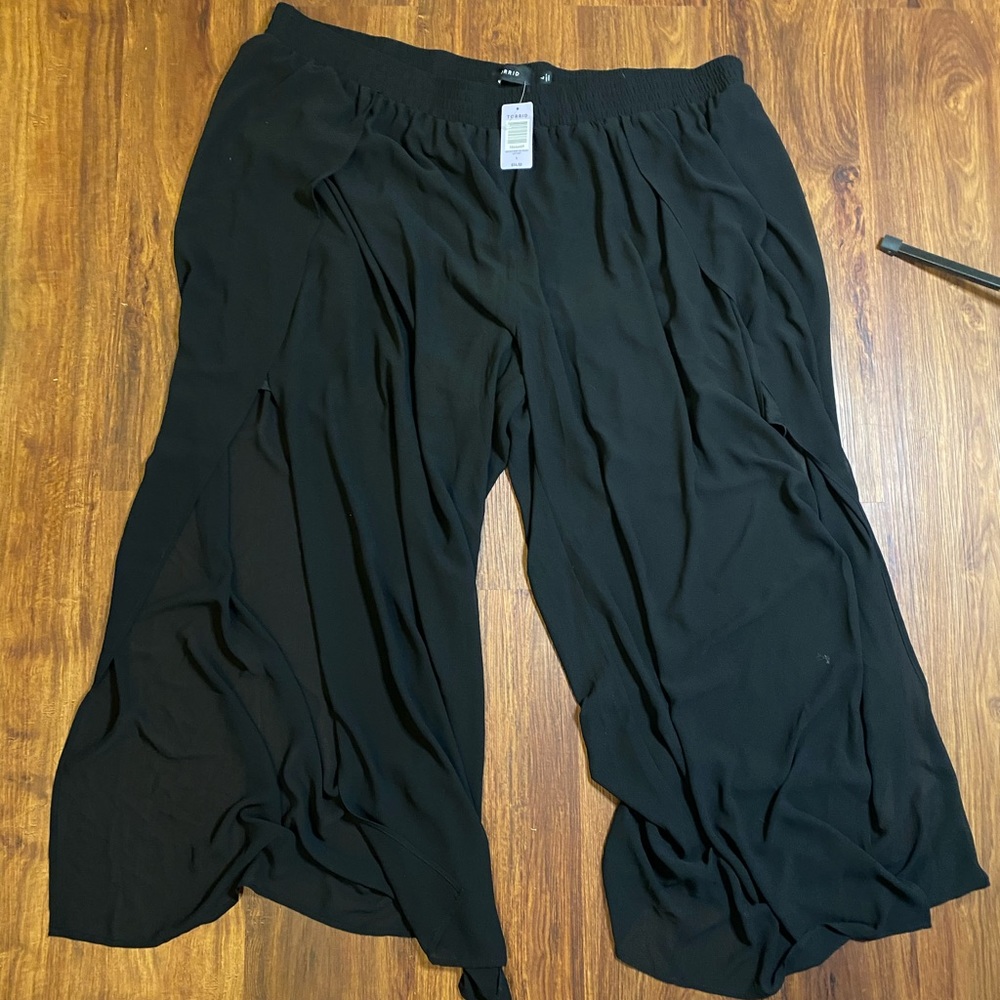Torrid side slit wide leg pant